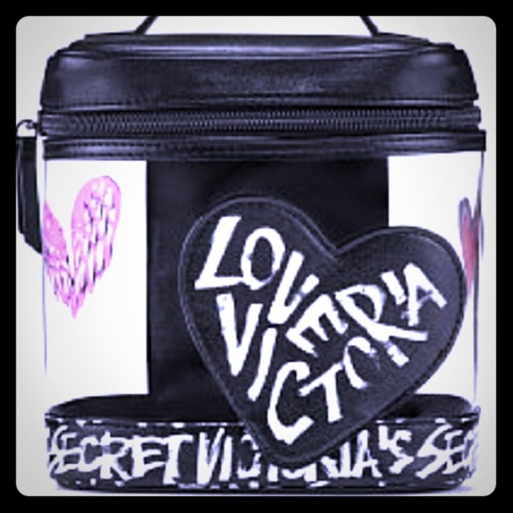 ⚡️3️⃣ / $25 VS GRAFFITI Mini Train Case Beauty Bag